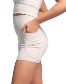Ivory shorts with pockets