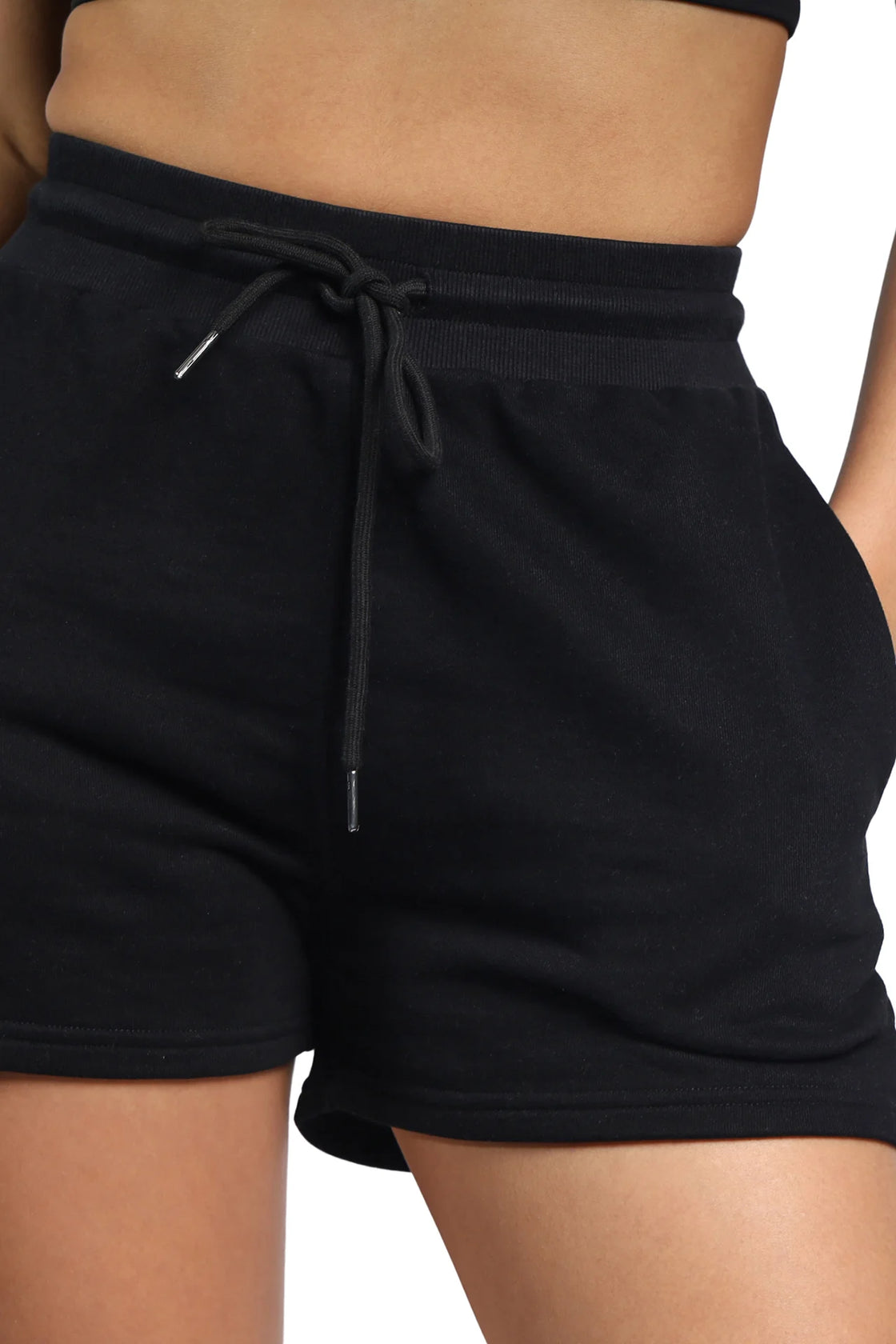 Black shorts with pocket