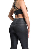 Shine Liquid Set in black, matching glossy leggings and bra